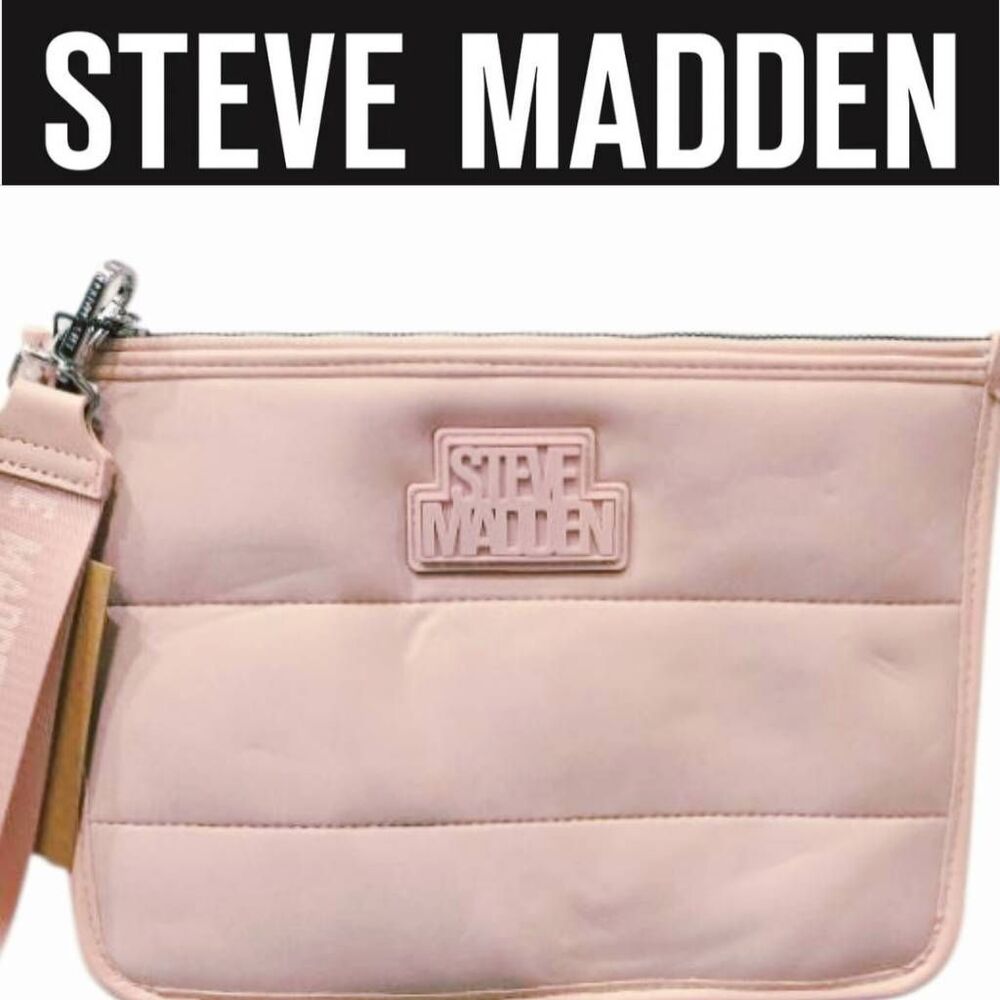Steve Madden BHarley Quilted Logo Wristlet- Pink